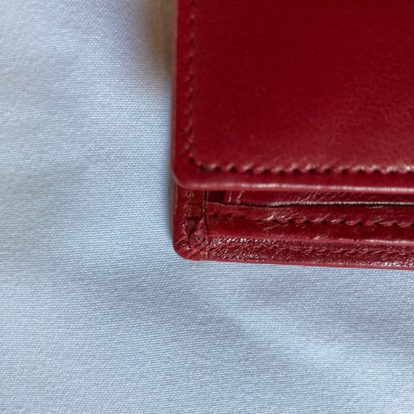 Chanel CC Kiss-lock red leather wallet - Picture 14 of 16